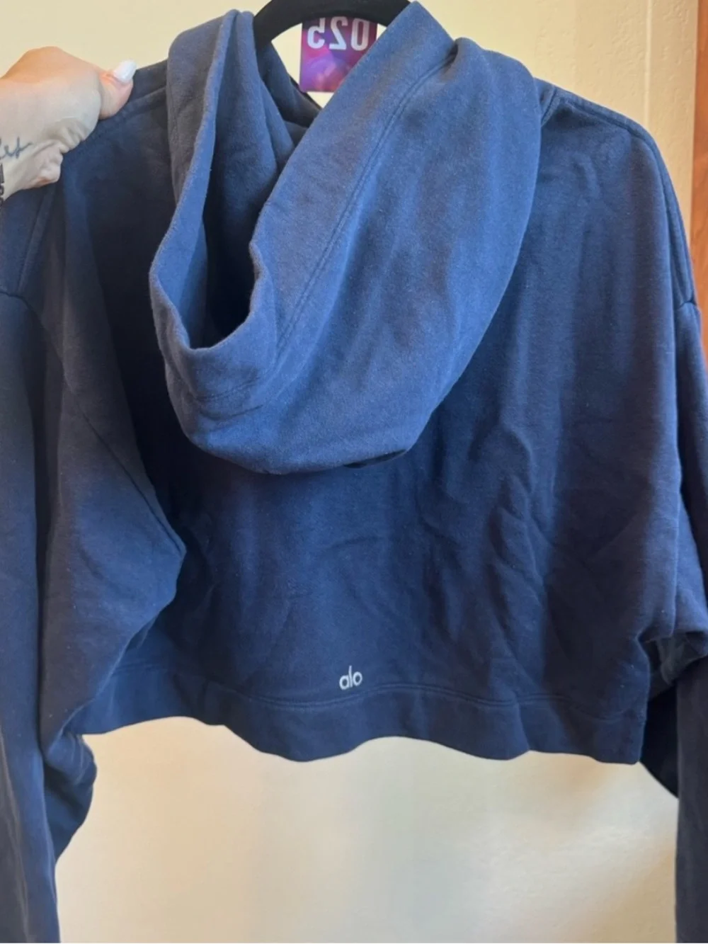 ALO Bae Cropped Hoodie (Navy)